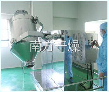 SYH系列三維運(yùn)動(dòng)混合機(jī)